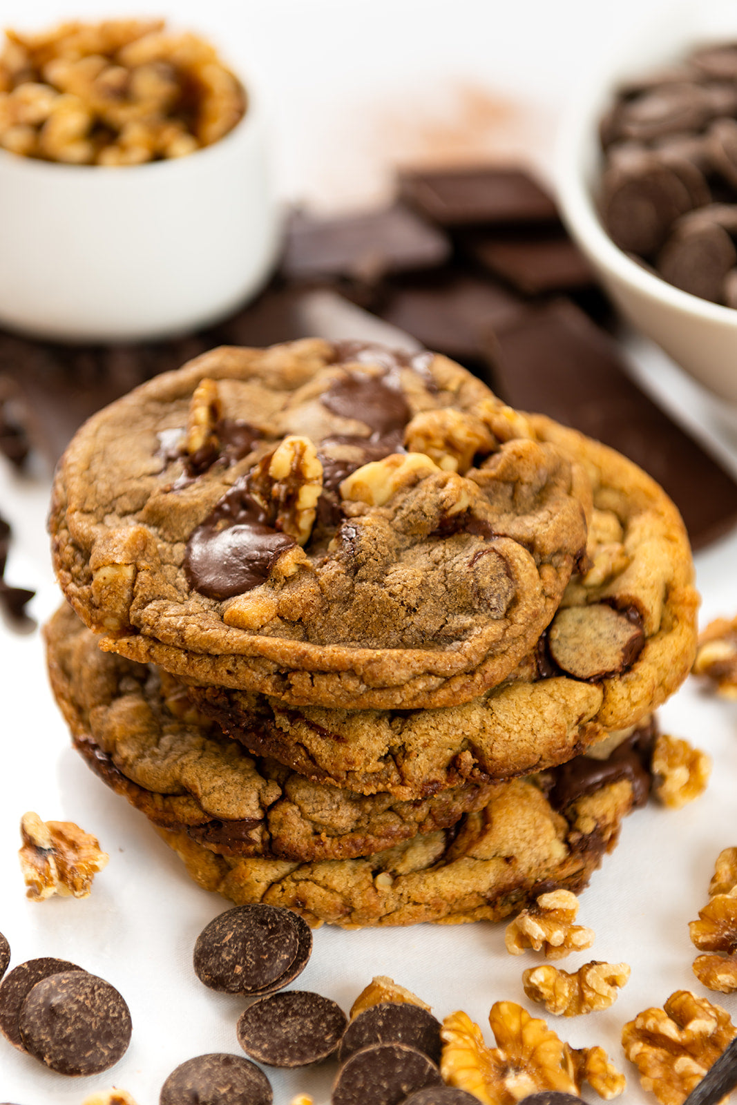 Chocolate Connoisseur w/ A Crunch (Dozen)